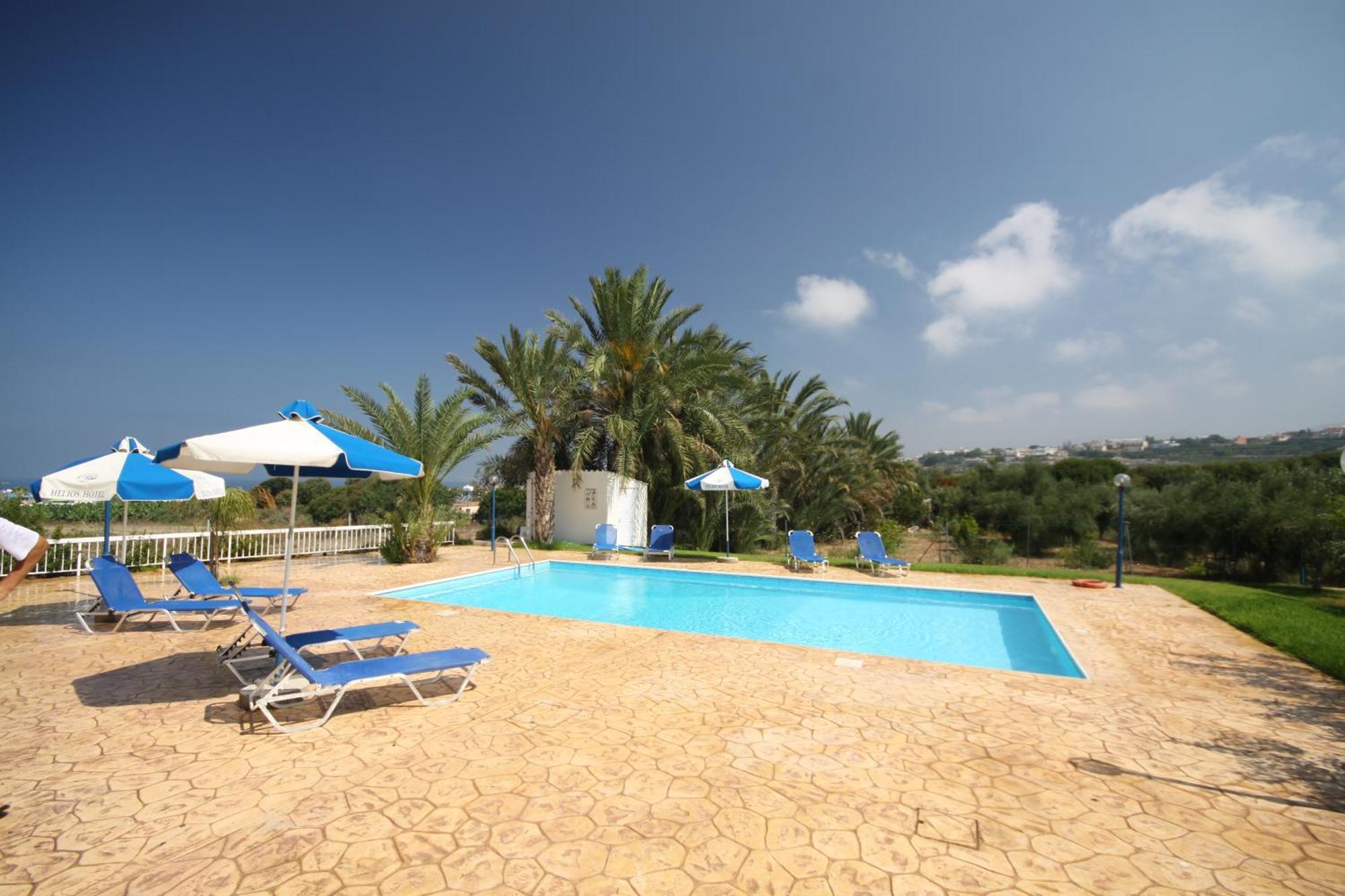 Helios Bay Hotel And Suites Klorakas Екстер'єр фото